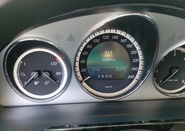 Mercedes-Benz GLK cena 63000 przebieg: 246000, rok produkcji 2012 z Piaseczno małe 436